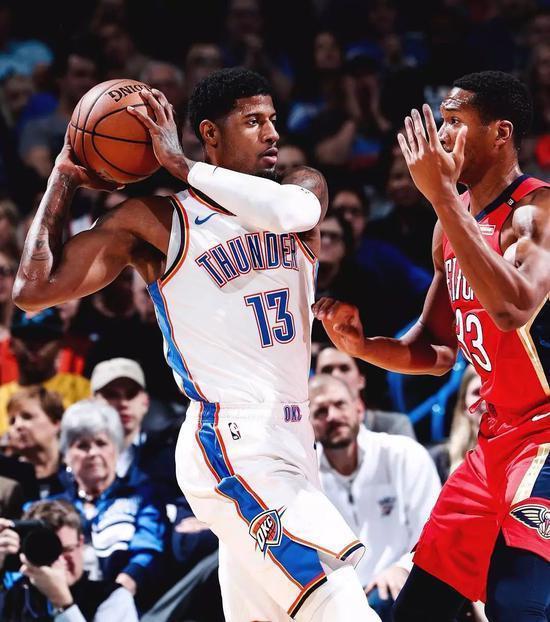 俄克拉荷马雷霆发布备战花絮；加时末段防线松动；意大利杯任务艰巨；轮换策略成焦点的简单介绍